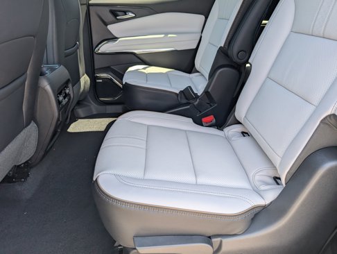 New 2026 Chevrolet Traverse High Country image 8