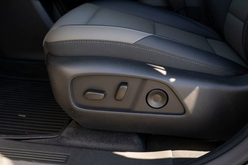 New 2026 Chevrolet Equinox LT w/ Convenience Package II image 17