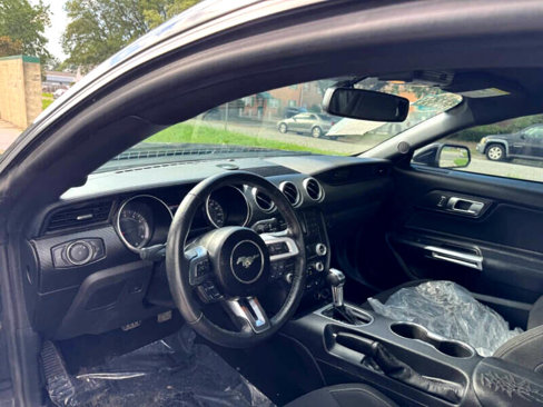 Used 2020 Ford Mustang Coupe image 12