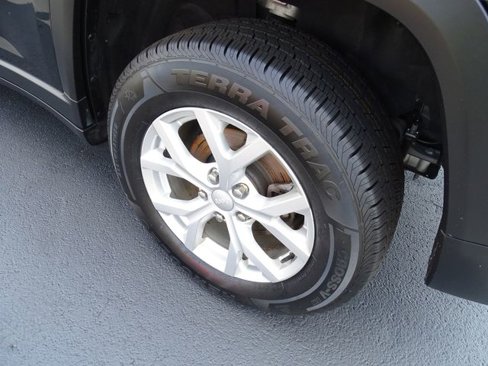 Used 2023 Jeep Grand Cherokee Limited w/ Trailer Tow Prep Group (B) image 9