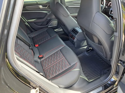 Used 2025 Audi RS 6 performance image 5