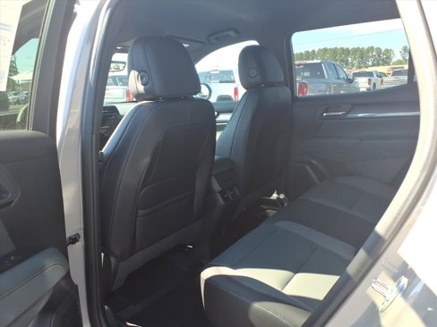 New 2026 GMC Terrain AT4 w/ Convenience Package III image 23