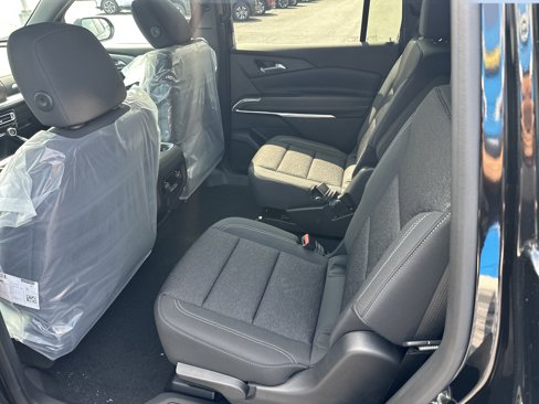 New 2026 Chevrolet Traverse LT w/ Driver Confidence Package image 5