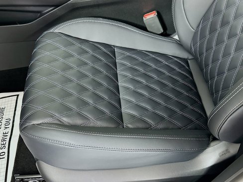 New 2024 Mitsubishi Outlander SEL image 24