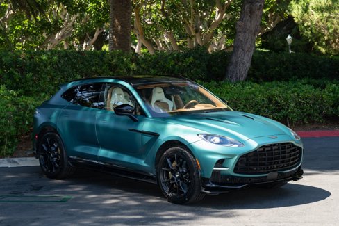 Used 2023 Aston Martin DBX 707 image 1