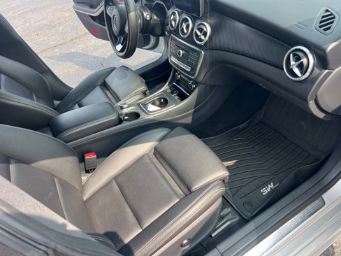 Used 2019 Mercedes-Benz CLA 250 4MATIC image 21