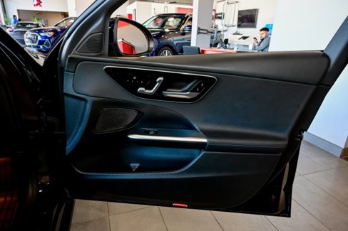Used 2022 Mercedes-Benz C 300 4MATIC Sedan image 26