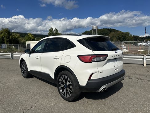 Used 2020 Ford Escape SE Sport image 7