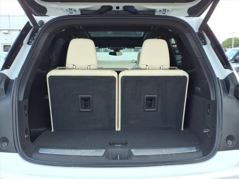 Used 2023 Cadillac XT6 Sport w/ LPO, Floor Liner Package image 10