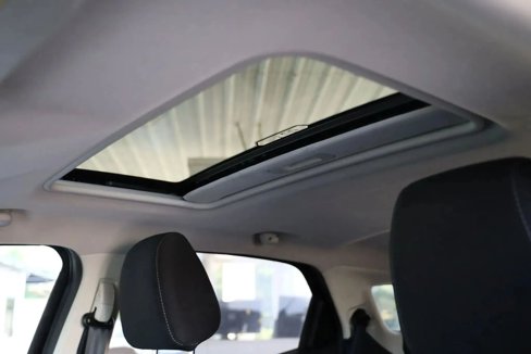 Used 2019 Ford EcoSport SE w/ SE Convenience Package image 19
