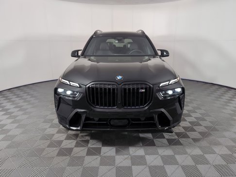 New 2026 BMW X7 M60i image 5