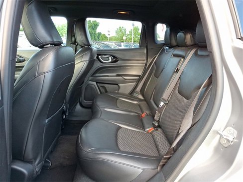 Used 2022 Jeep Compass Altitude w/ Sun and Sound Group image 9