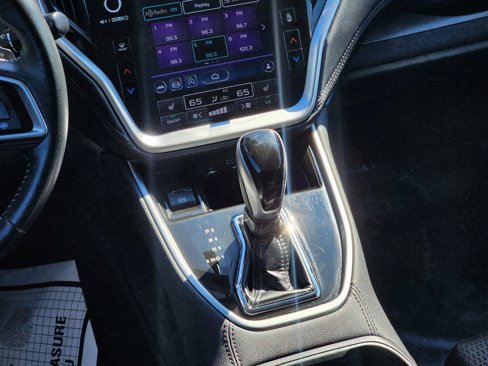 Used 2022 Subaru Outback Premium image 14