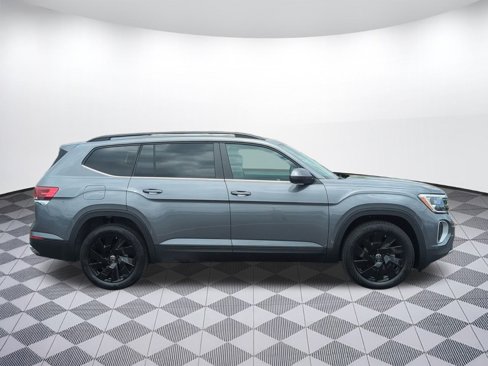 New 2025 Volkswagen Atlas SE image 7
