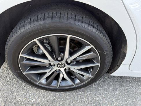 Used 2022 Toyota Camry XLE image 20