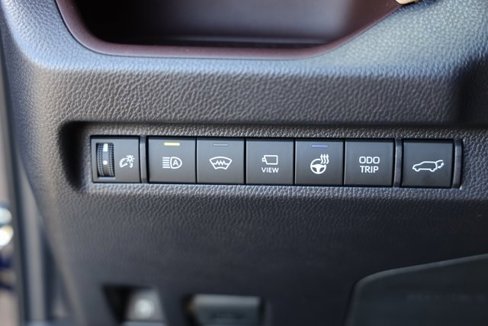 New 2025 Toyota RAV4 Limited image 19
