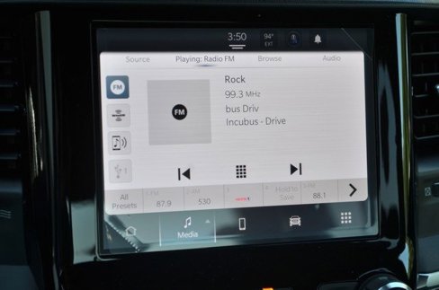 New 2025 RAM 1500 4x4 Crew Cab image 28