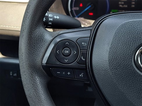 Used 2023 Toyota RAV4 LE image 21