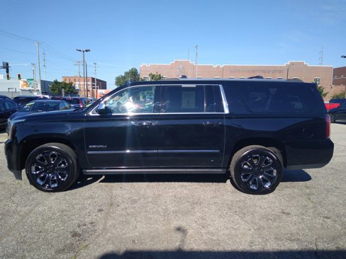 Used 2019 GMC Yukon XL Denali w/ Denali Ultimate Package image 5