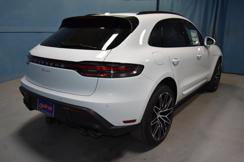 New 2026 Porsche Macan image 27