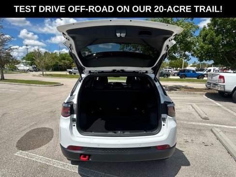 New 2025 Jeep Compass Trailhawk image 36