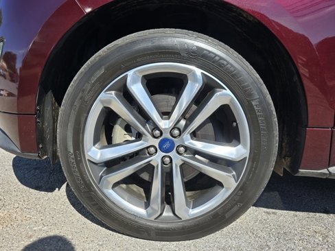Used 2017 Ford Edge Sport w/ Technology Package image 7
