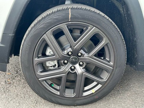 New 2025 Jeep Compass Limited w/ Sun and Sound Group image 23