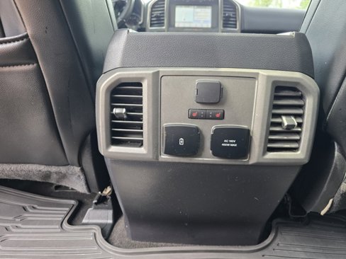 Used 2019 Ford F150 Raptor w/ Equipment Group 802A Luxury image 16