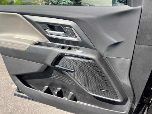 New 2026 Chevrolet Silverado EV Trail Boss image 10