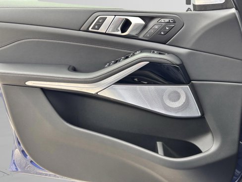 New 2026 BMW ALPINA XB7 image 31