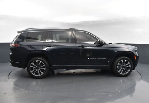 New 2024 Jeep Grand Cherokee L Overland w/ Trailer Tow Package image 6