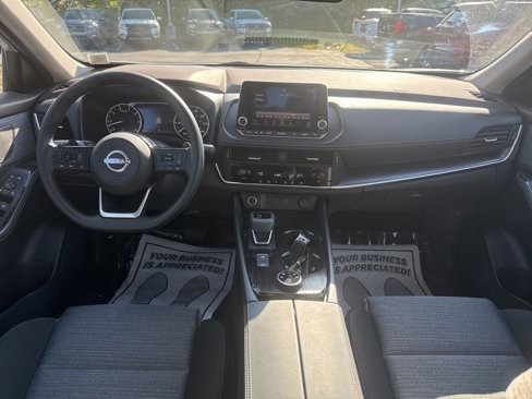 Used 2023 Nissan Rogue SV image 26