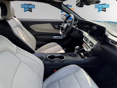 Used 2024 Ford Mustang Premium image 15