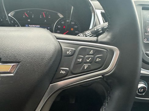 Used 2023 Chevrolet Equinox LT image 16