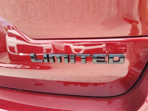 New 2025 Jeep Grand Cherokee Limited image 12