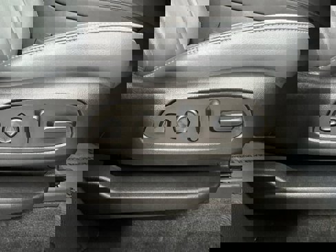 Used 2024 Buick Enclave Premium image 65