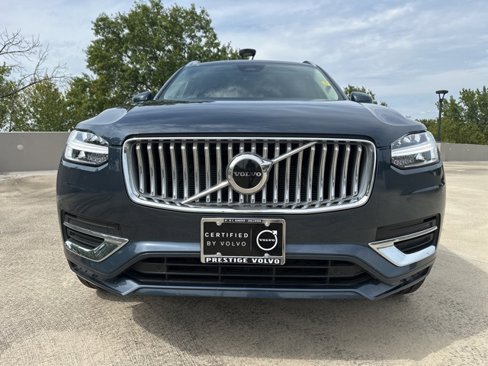 Certified 2025 Volvo XC90 B5 Core image 2