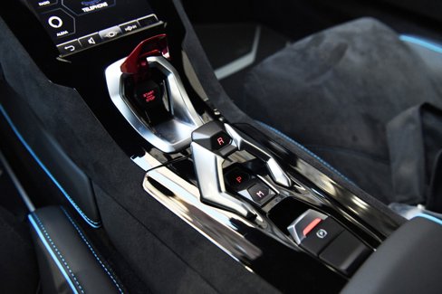 Used 2024 Lamborghini Huracan Sterrato image 16