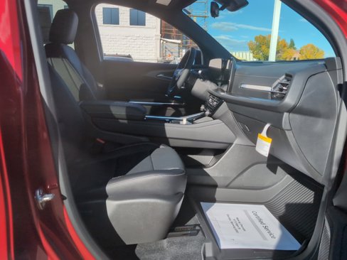 New 2026 Chevrolet Traverse LT w/ Driver Confidence Package image 33