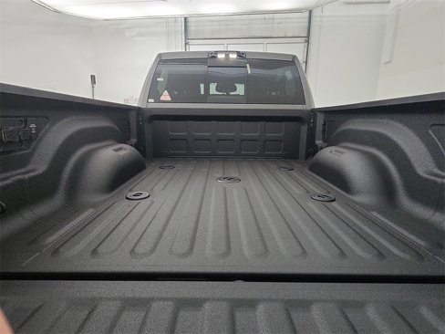 New 2025 RAM 2500 Laramie image 32