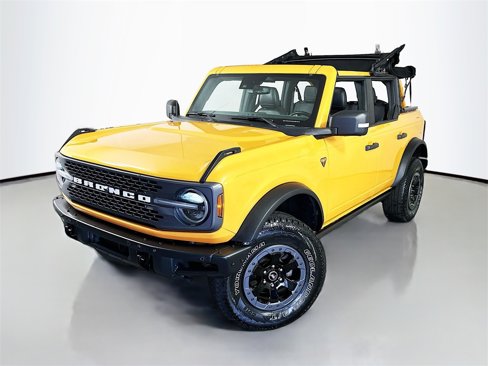 Used 2021 Ford Bronco Badlands image 3