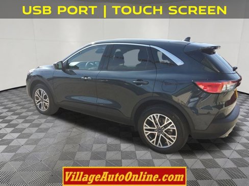 Used 2022 Ford Escape SEL image 2