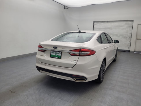 Used 2017 Ford Fusion SE w/ Fusion SE Technology Package image 7