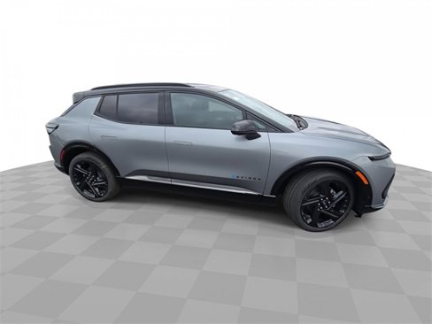 New 2025 Chevrolet Equinox EV RS image 9
