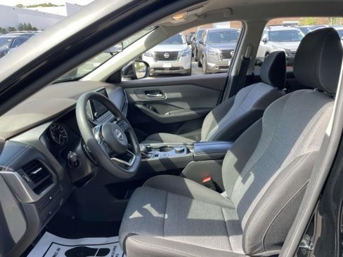 Certified 2023 Nissan Rogue SV image 14