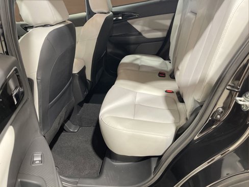 New 2025 Mitsubishi Eclipse Cross SEL image 9