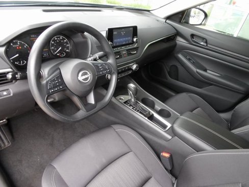 Certified 2024 Nissan Altima 2.5 S image 12