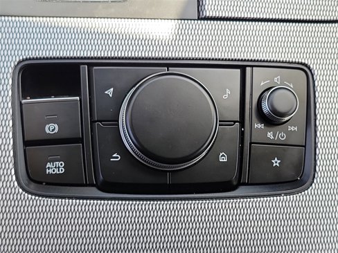 Certified 2025 MAZDA CX-70 Plug-In Hybrid w/ Premium Pkg image 13