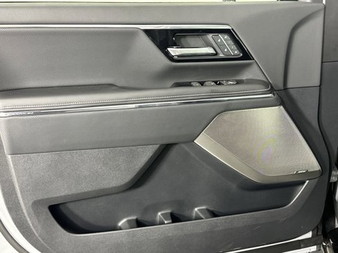 New 2025 GMC Sierra EV Denali image 10