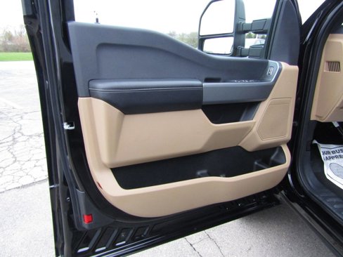 Used 2025 Ford F250 XLT w/ F-250 >10K GVWR Package image 10